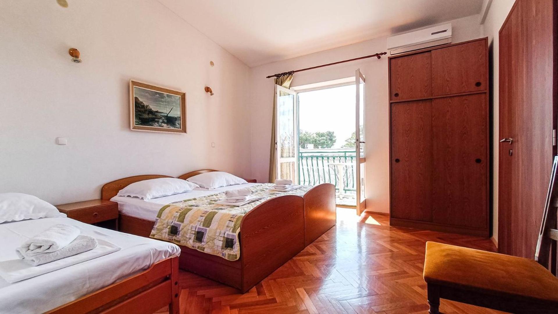 Apartments Ines - 15 Meters From The Beach Promajna Exterior photo