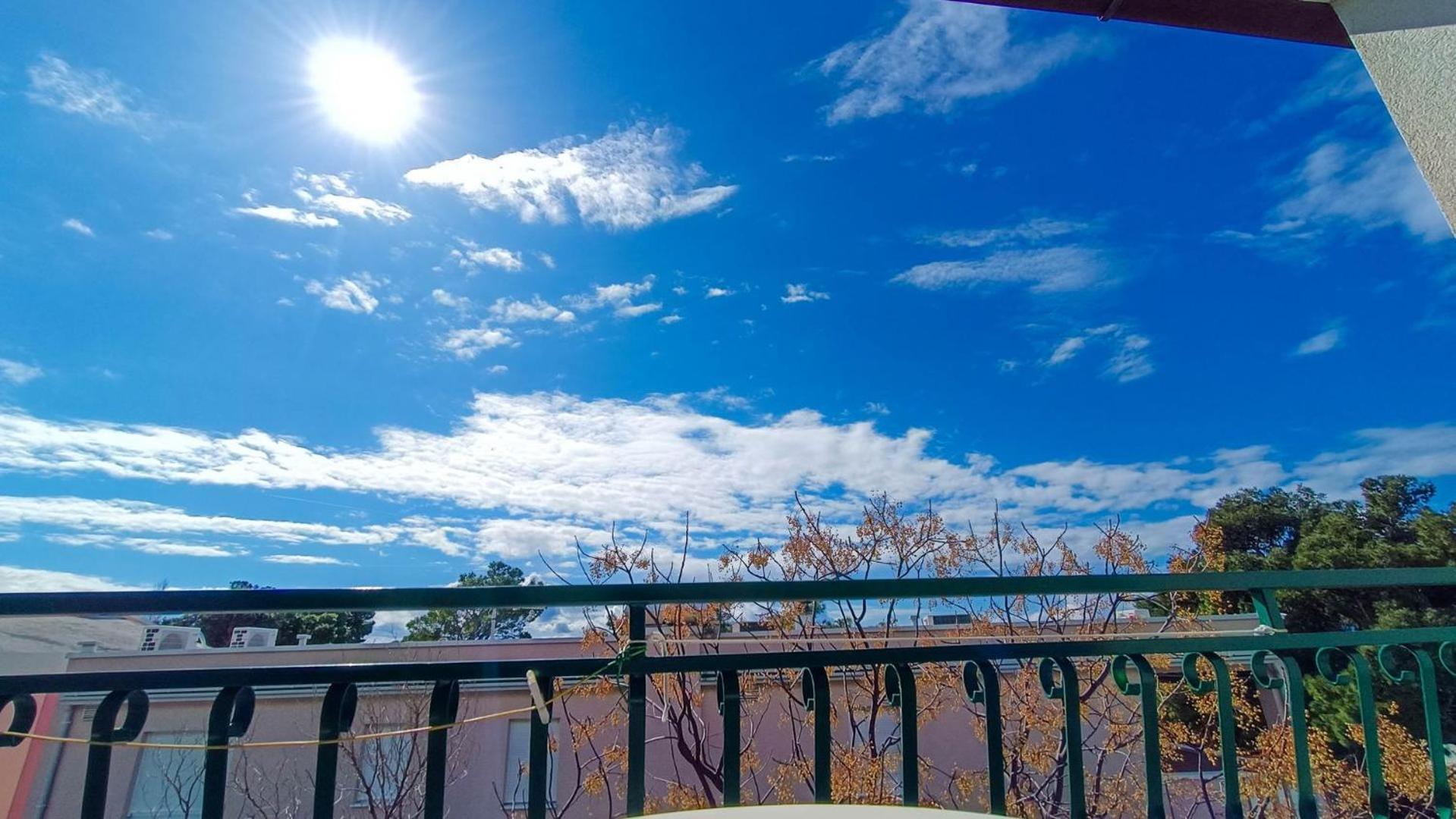 Apartments Ines - 15 Meters From The Beach Promajna Exterior photo