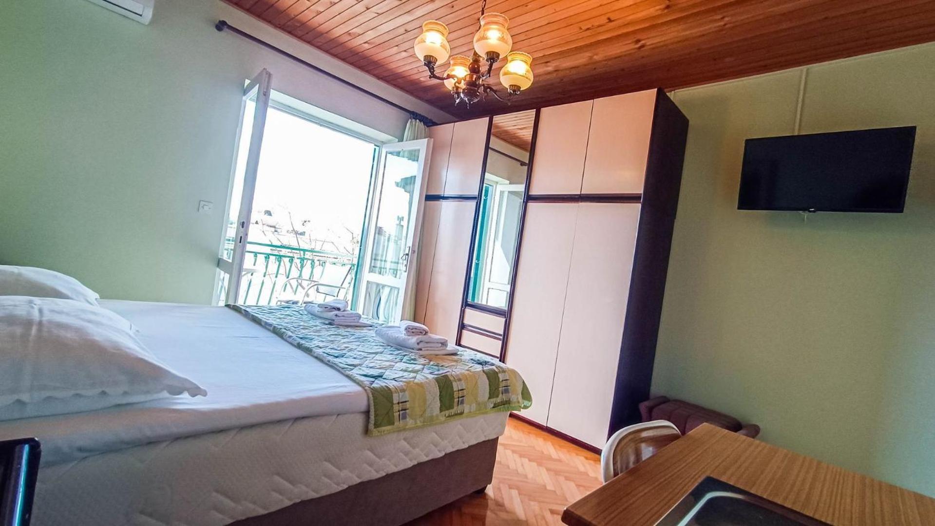 Apartments Ines - 15 Meters From The Beach Promajna Exterior photo