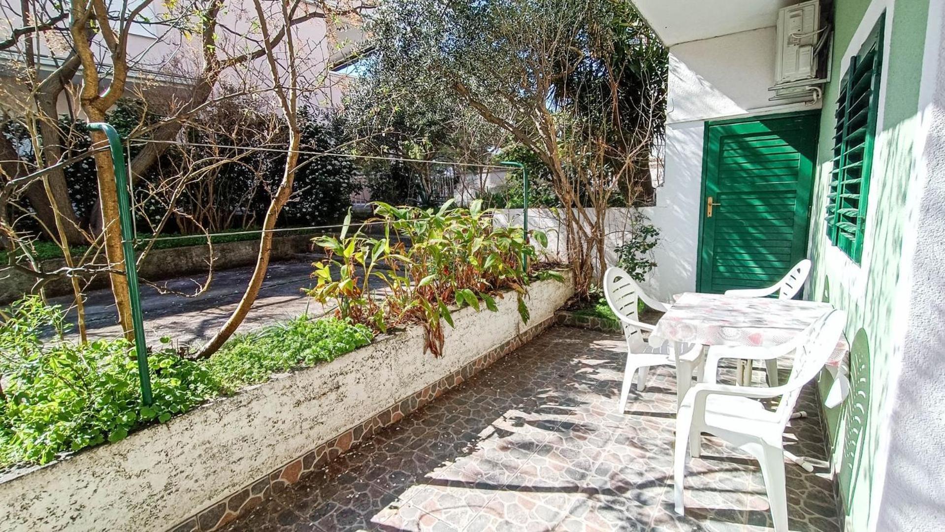 Apartments Ines - 15 Meters From The Beach Promajna Exterior photo