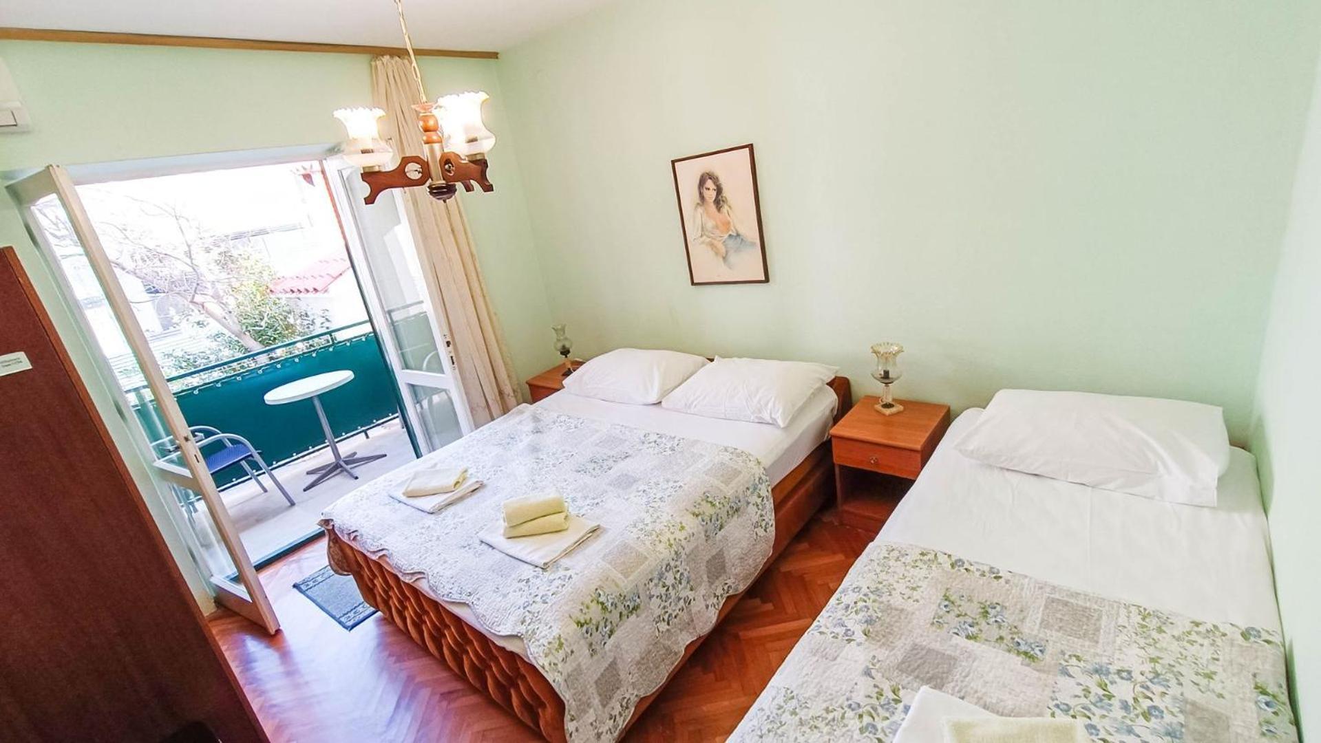 Apartments Ines - 15 Meters From The Beach Promajna Exterior photo
